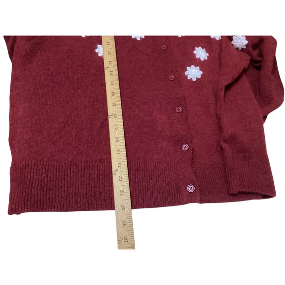Belle Isle by torrid Button Front Cardigan embroidered size 2X red - Picture 7 of 10